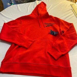 NWT Reebok Red Sweatshirt Hoodie Size Large New